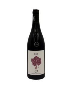 Bottiglia Eredi di Cobelli Aldo ERT con etichetta minimalista, foglia di vite rossa e adesivo "(Le Clos)" sulla spalla.