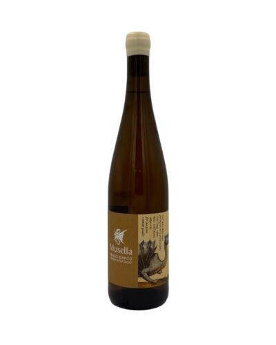 Bottiglia di Musella Drago Bianco Garganega 2022 con un'etichetta color crema che presenta il nome del produttore "Musella" in piccolo, seguito dalla denominazione "DRAGO BIANCO" in grande e "Garganega 2022" in basso. L'etichetta è decorata con un disegno dettagliato di un drago bianco. Un breve testo descrittivo in italiano è presente sul lato destro dell'etichetta.