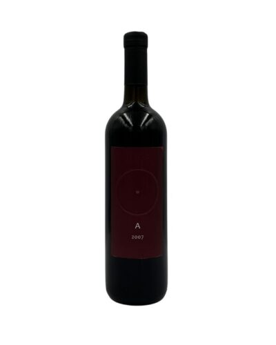 Bottiglia di Giorgio Mercadelli A Rosso Vino Rosso 2007 con un'etichetta bordeaux, la lettera "A" e l'annata "2007".
