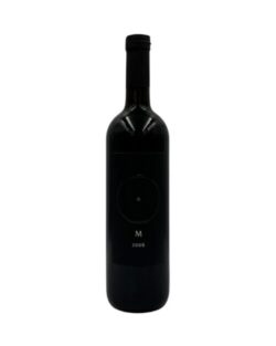 Bottiglia di Giorgio Mercadelli M Rosso Vino Rosso 2006 con un'etichetta nera minimalista che presenta un cerchio con un punto al centro, la lettera "M" e l'annata "2006".