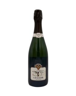 Cavalleri Pas Dosé 2019: logo oro, "Franciacorta" in basso, collo "Pas Dosé 2019".