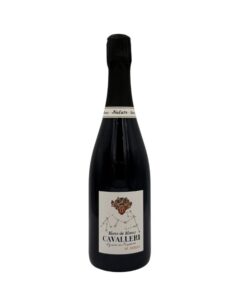 Cavalleri Blanc de Blancs Brut Nature 2017: logo oro, "Blanc de Blancs" e "Brut Nature" sul collo.