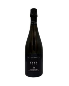 Franciacorta Zero Nero 2020 con etichetta nera: "ZERO NERO" in grande, "FRANCIACORTA" e "ANDREA ARICI" in basso.