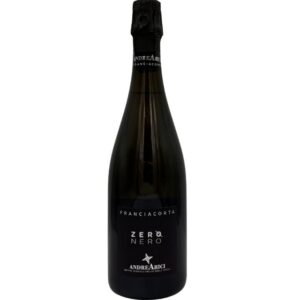 Bottiglia di Franciacorta Andrea Arici Zero Nero Dosaggio Zero 2020 con etichetta nera che evidenzia "FRANCIACORTA", "ZERO NERO" in grande e "ANDREA ARICI" in basso.