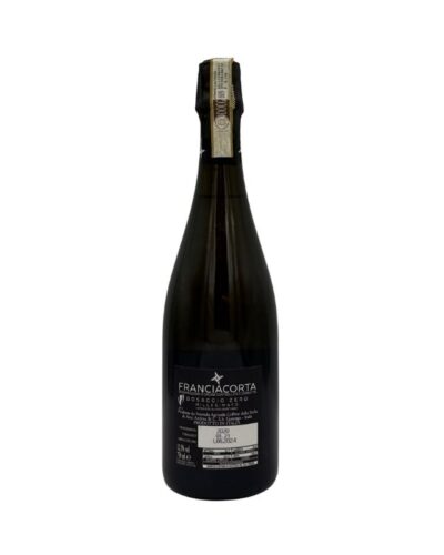 Retro di Franciacorta Zero Nero 2020 con etichetta nera: "Dosaggio Zero", annata, produttore e 12.5% vol alcol.