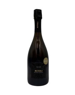 Buvoli Pas Dosé: etichetta nera damascata, "BUVOLI METODO CLASSICO PAS DOSÉ". Collo "BUVOLI", adesivo "Cinque".