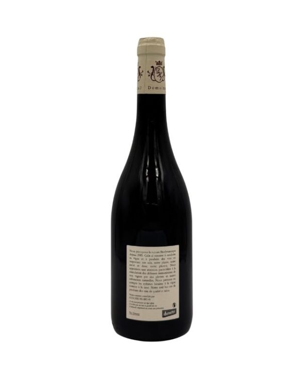 Retro della bottiglia di Bourgogne Côte-d'Or Pinot Noir "Les Constances" 2023 del Domaine Huber-Verdereau con etichetta descrittiva che include informazioni sulla filosofia del produttore e dettagli sul vino.