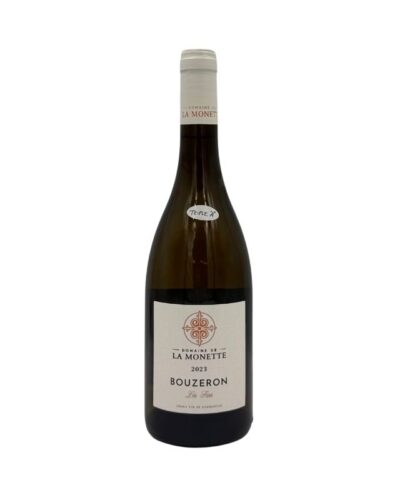 Bottiglia Bouzeron Les Fées 2023 di Domaine de la Monette con etichetta chiara e adesivo bianco "TRIPLE A" sulla spalla.