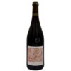 Bottiglia di Gamay B.A.BA. di Au Pairier con etichetta astratta rossa/bianca e scritta "B.A.BA." in basso. Jura sul collo.